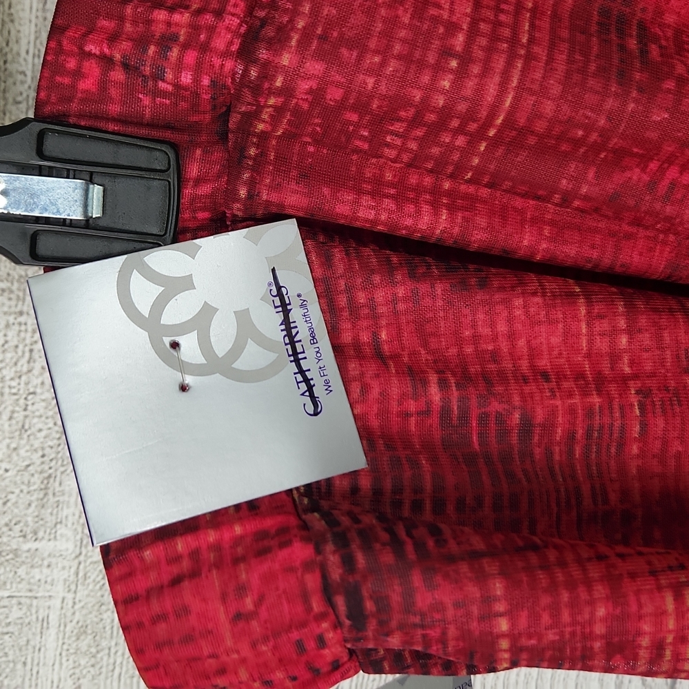 Catherine's red mesh lined maxi skirt - Picture 4 of 7